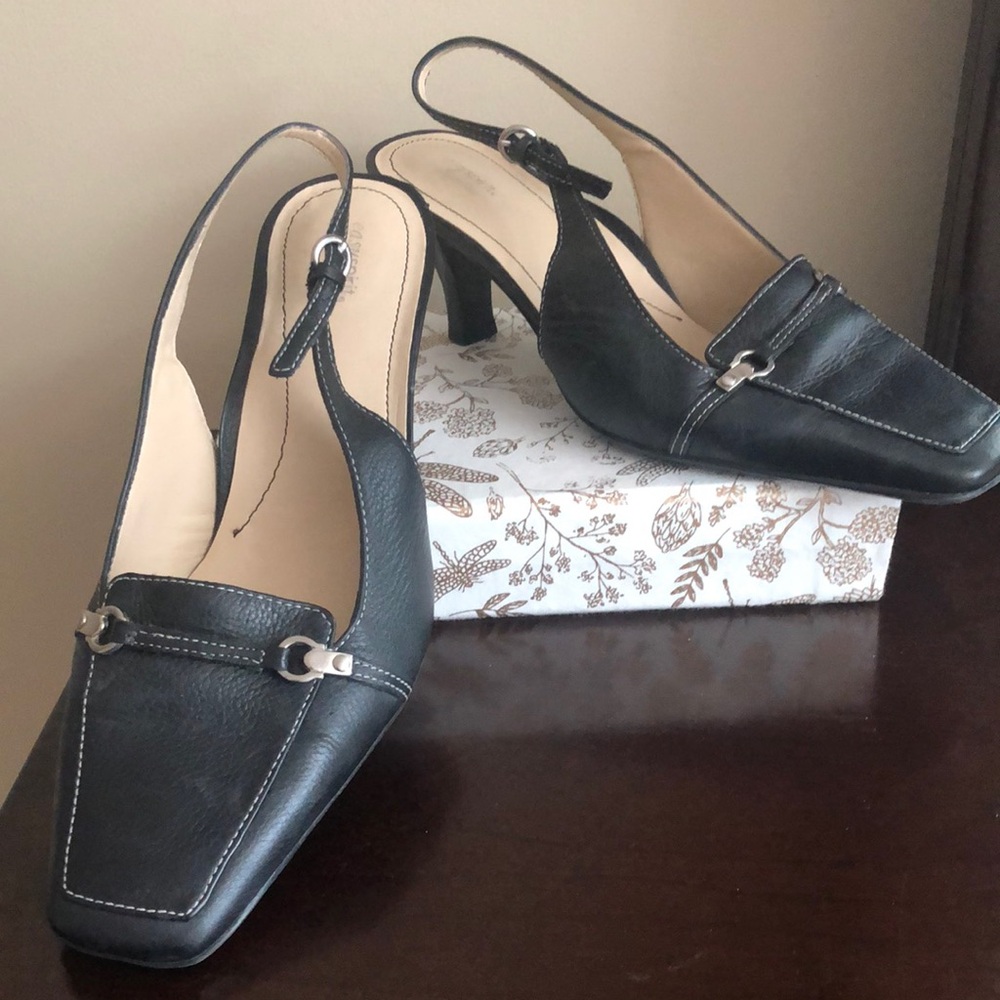 Easy Spirit Black Slingback Heels